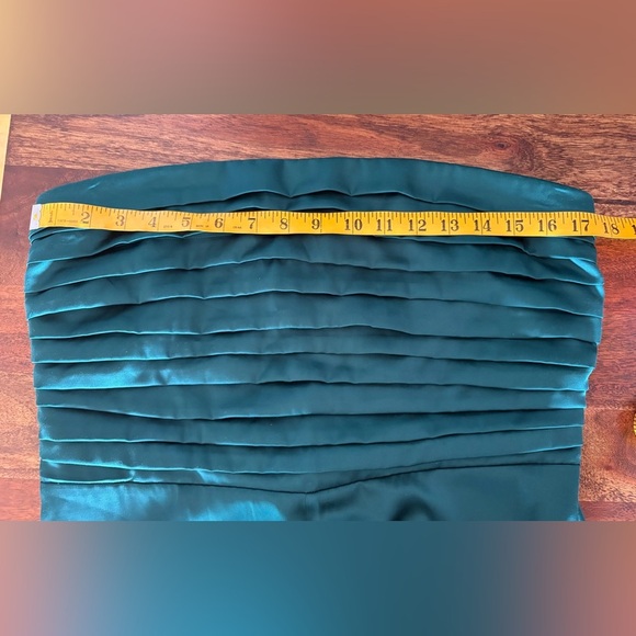 Abercrombie & Fitch Emerson Ruched strapless jumpsuit - Picture 8 of 8